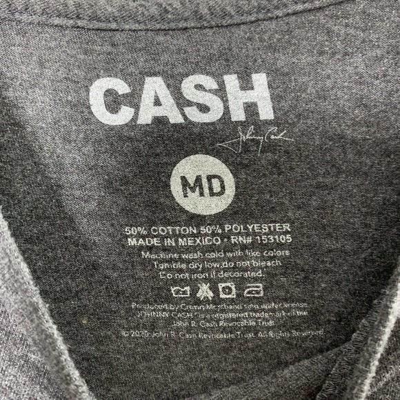 Johnny Cash T Shirt Mens‎ Medium Gray Country Music Guitars Man in Black - Picture 4 of 7